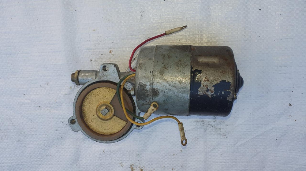 Електродвигун склоочисника з редуктором ГАЗ-21 МЕ221-В. СРСР. Харків - фото 1
