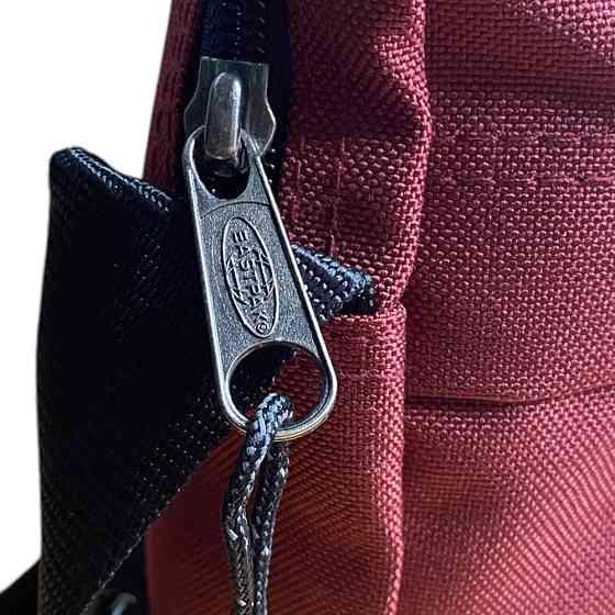 Сумка через плече Eastpak THE ONE Country Beige вишневий Запоріжжя