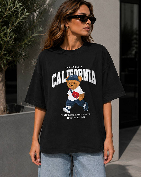 Футболка женская 25125 A-N оверсайз с принтом медвежонок надпись CALIFORNIA one size, черный, one size Киев - изображение 19