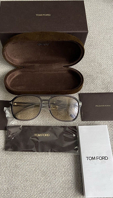 Солнцезащитные очки Tom Ford rosco fhotochromic FT1022. Киев - изображение 3