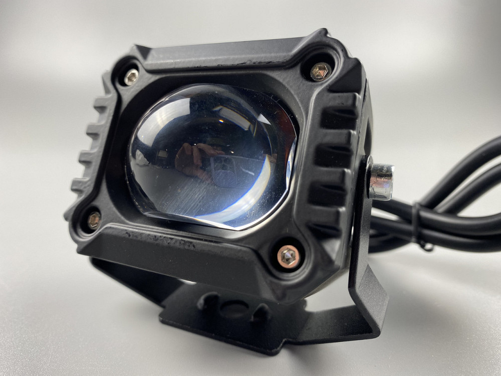 Фара-LED Квадрат 20W светодиодная дополнительная противотуманная led chip CREE 2525 с защитным кожухом Мукачево - изображение 8