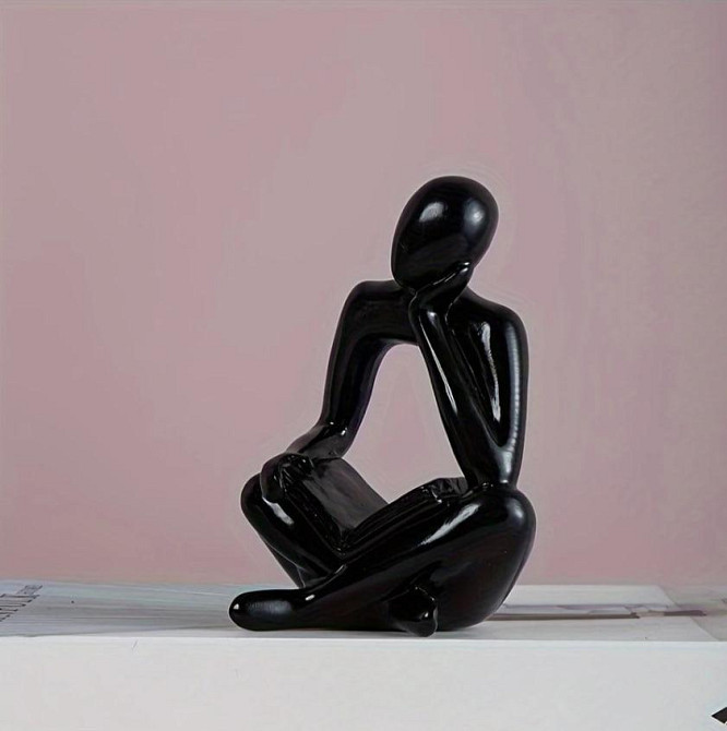 Фигурка смолы - универсальный декор для книжной полки. Подарок для книголюбов. Черная Киев - изображение 2