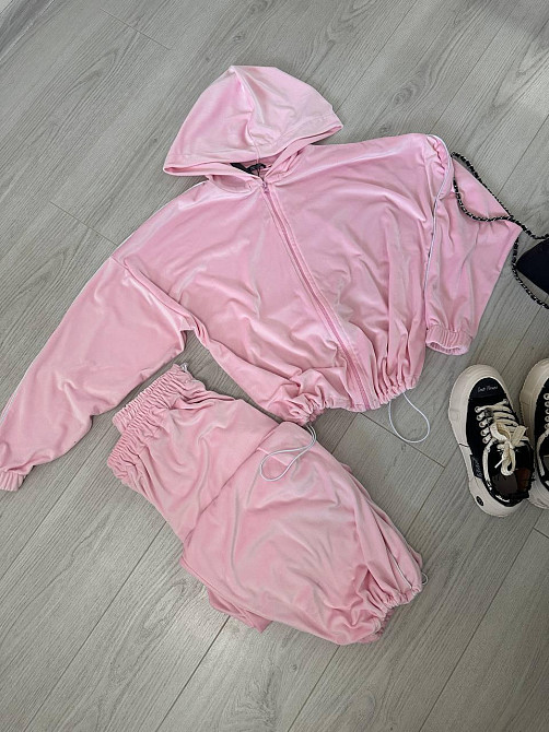 Женский стильный комфортный костюм двойка велюр спорт Premium Розовый Одесса - изображение 1