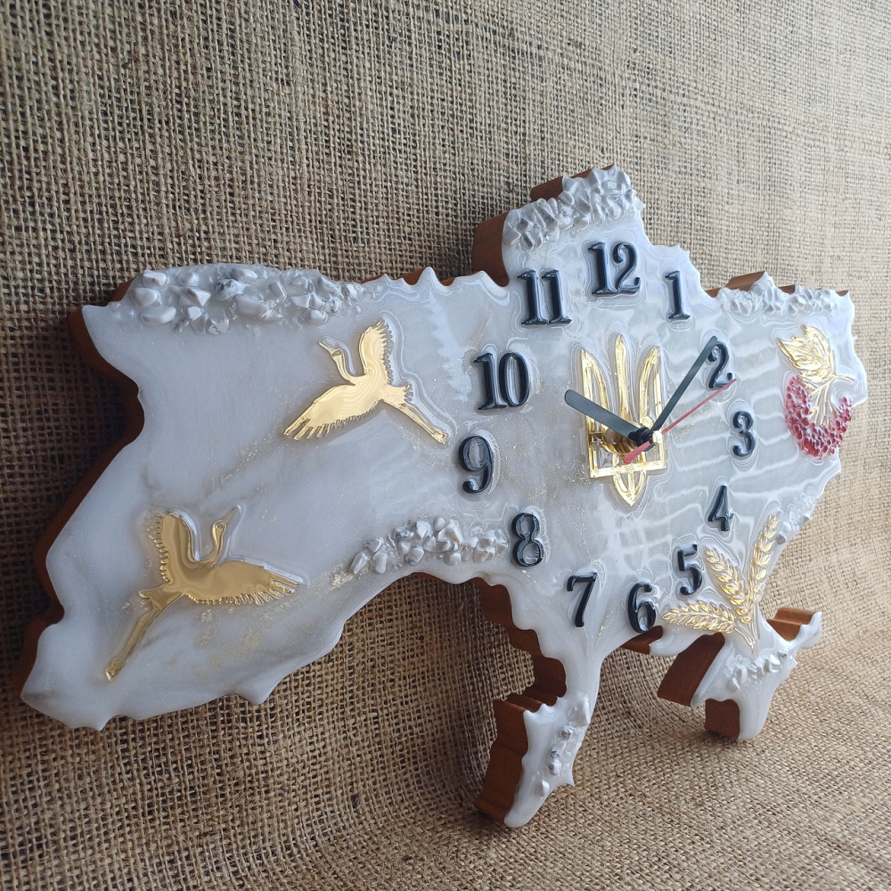 Годинник настінний 60*38 см з епоксидної смоли ручної роботи "Карта України" Дніпро - фото 2