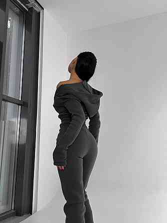 Стильный женский теплый комбинезон из качественной тринитки на флисе. Одесса