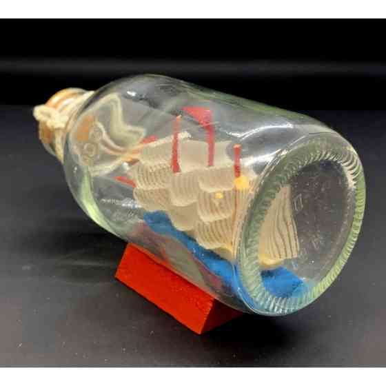 Сувенір Вітрильник у пляшці Київ