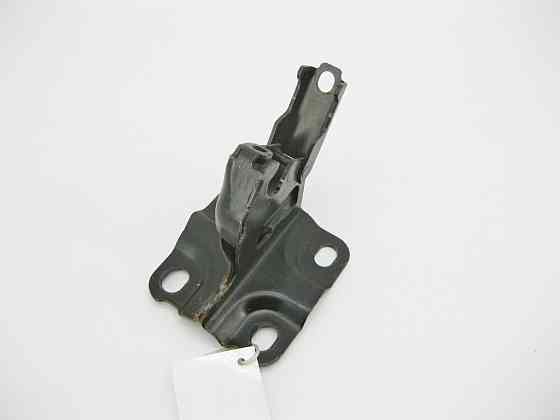 Mercedes-Benz  A2119200065 Центральна петля - кріплення задньої відкидної спинки¶ Одесса