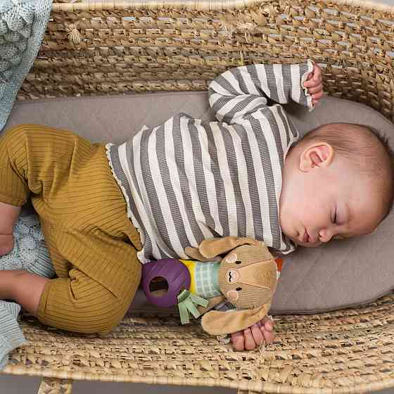 Розвиваюча підвіска-брязкальце колекції Садочок у місті – Кролик Дженні Дніпро