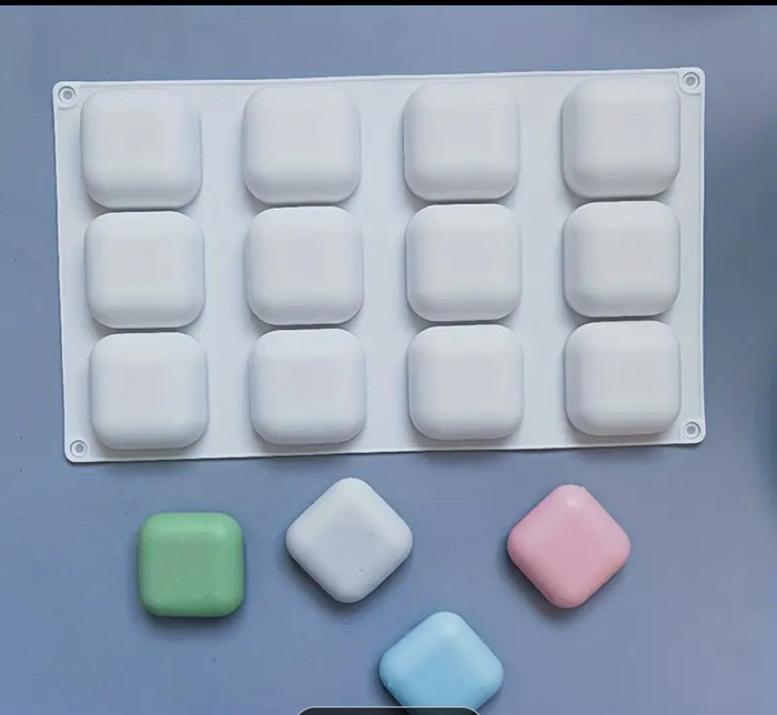 Силиконовая форма Кубик 29×17 см на 12 ячеек для приготовления конфет, мармелада и желе Одесса - изображение 1