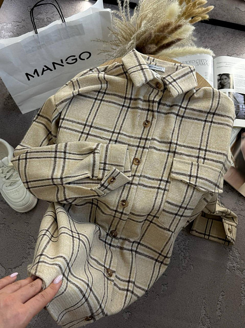 Жіноча тепла оверсайз сорочка в клітинку на ґудзиках кашемір Беж Одеса - фото 4