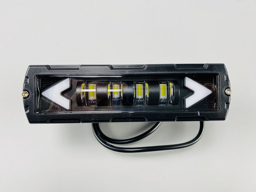 Світлодіодна лампа для позашляховика Фара LED прямокутна 6 Led діодів протитуманна Мукачево - фото 9