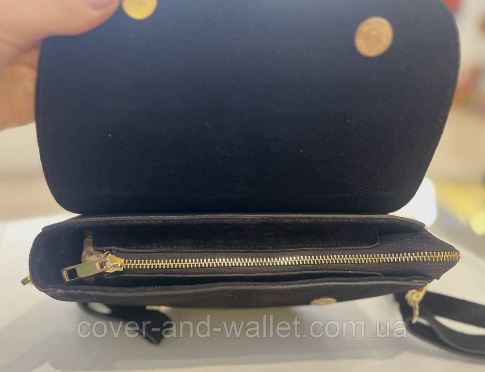 Стильная женская сумка кросс-боди из натуральной замши в черном цвете Virginia Conti Киев - изображение 15