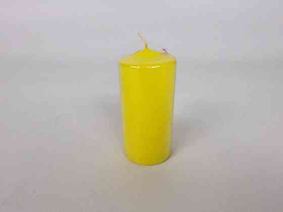Цветная Цилиндр парафиновая свеча (50/100) ЖЕЛТАЯ крашеная  внутри белая (1 шт) Харьков