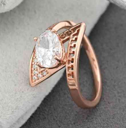 Кольцо Xuping 15046, 19 размер (ширина 10мм), белые фианиты, позолота РО Киев