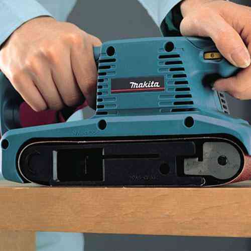 Ленточная шлифмашина Makita 9911 : 650 Вт, 270 м/мин., размер ленты 76 x 457 мм Киев