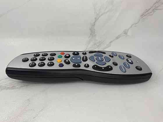 Б/в Пульт дистанційного керування Sky HD Plus Remote Control, для Sky HD та Sky Plus, вже запрограмований, сріблясто-чорний Київ