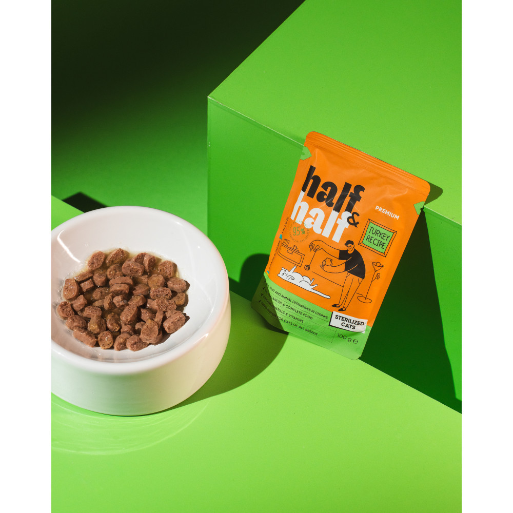 Корм влажный Half&Half для стерилизованных кошек, кусочки с индейкой в желе в форме пауча, 100 г Винница - изображение 4