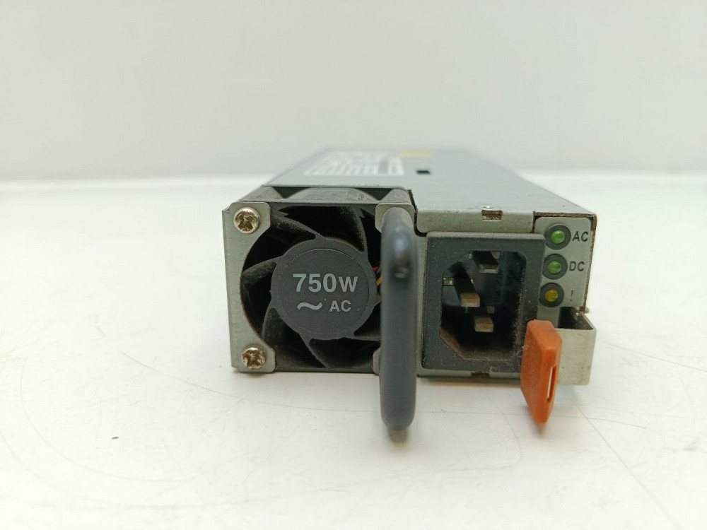 Серверний блок живлення Emerson 7001605-J000 750 Вт (товар вживаний) Луцк - изображение 4