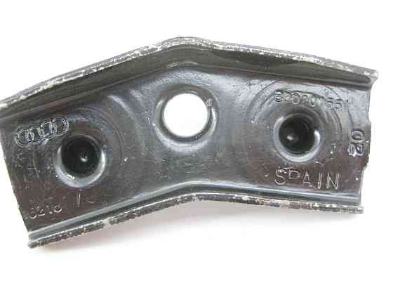 VAG  8D0201661 Тримач хомута паливного бака VAG Audi A4 VW Passat Skoda Superb Одесса