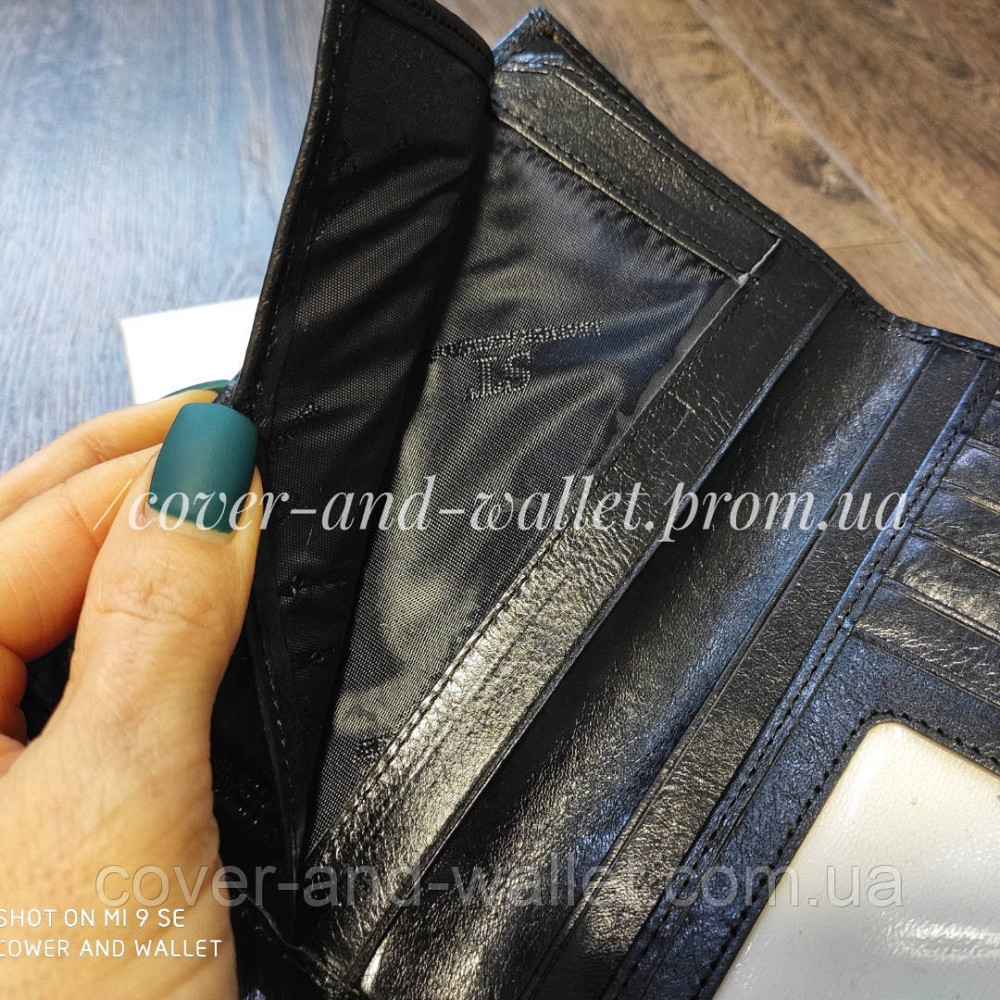 Компактний шкіряний чоловічий купюрник чорного кольору ST B-MS35 Київ - фото 2