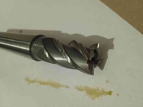 Фреза кінцева 22мм 4 пера конічний хвостовик КМ-3 Харків