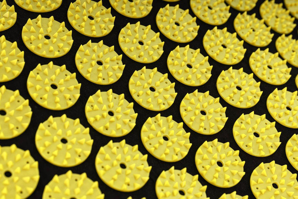 Подушка для акупунктури Hop-Sport HS-C037AP (Аплікатор Кузнєцова) чорно-жовта Киев - изображение 2