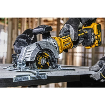 Дисковая пила DeWALT 18В XR Li-Ion, диск 115х9.5 мм, 2.5 кг, TSTAK (без АКБ и ЗУ) (DCS571NT) Винница - изображение 5