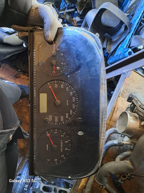 Щиток приборов Чери Амулет chery amulet разборка Київ - фото 1