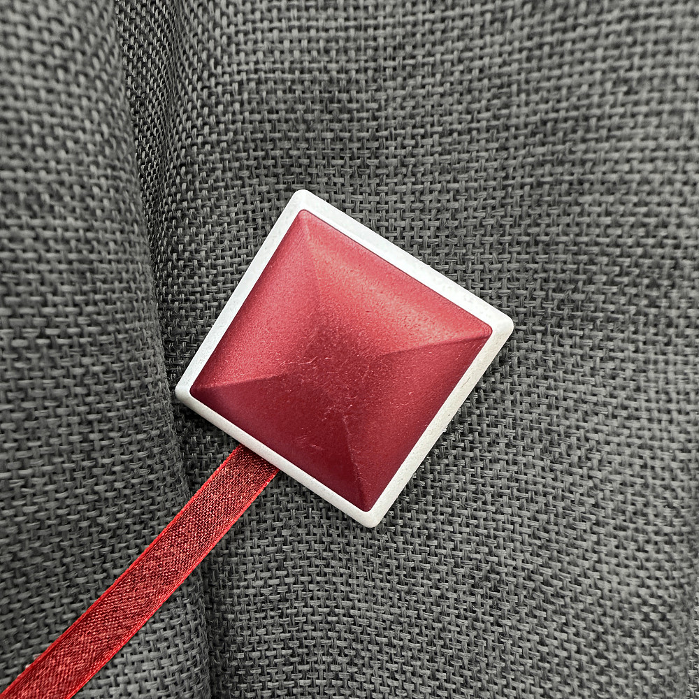 Магниты для штор и гардин Квадрат двусторонние набор 2 шт Красный с белым (81-278) Киев - изображение 4