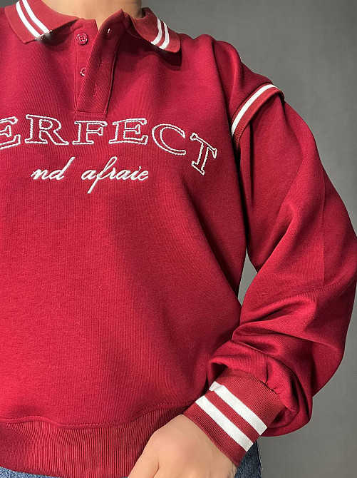 Світшот жіночий A-N 25067 поло з комірцем гудзики оверсайз з аписом вишивкою PERFECT one size, бордо Одеса - фото 2