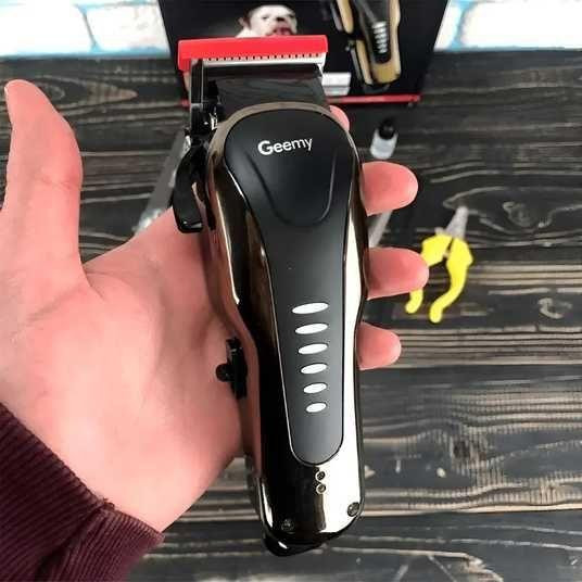 Машинка для стрижки тварин Geemy GM-6063 Pet Груммер 4 насадки, пилка для нігтів, когтерез, гребінец Київ - фото 6