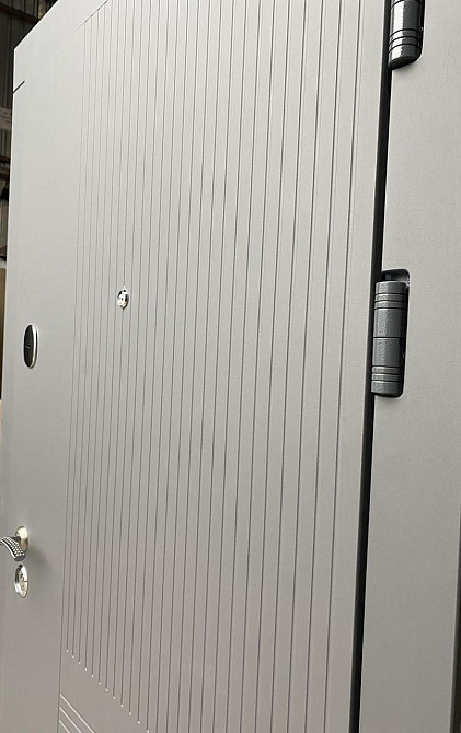 Двери квартирные Redfort, модель Карат , комплектация Комфорт Киев - изображение 3