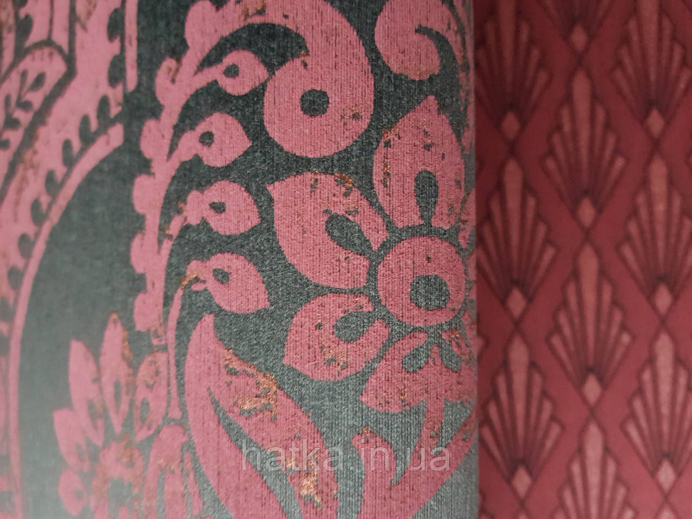 Шпалери текстильні еко 0.53х10.05 Rasch Textil Valentina класика вензелі дамаски бордові на чорно сірому Київ - фото 2