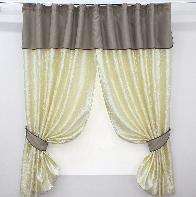 Кухонные шторы VR-Textil № 073к с ламбрекеном и подхватами светло-золотистый с какао 270х170 см (52-0168) Киев - изображение 1