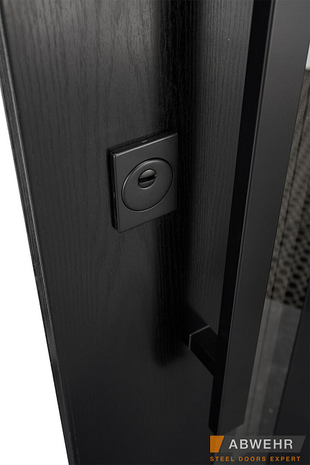 Двері вуличні, модель 536 CARAT ТЕРМОРОЗРИВ 3 контури ущільнення, чорне дерево/білий Київ - фото 7