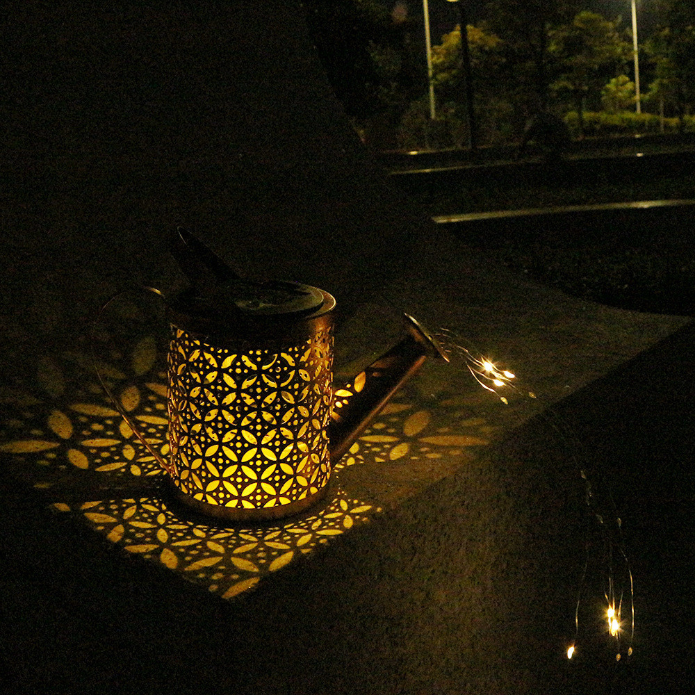 Садовый светильник Лейка с крючком 80 см на солнечной батарее 12 х 10.5 см Квітка Одесса - изображение 7