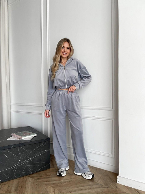 Стильний жіночий теплий велюровий костюм Сірий, 44/46 Одеса - фото 2