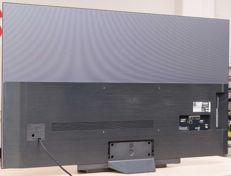 Телевизор: 65