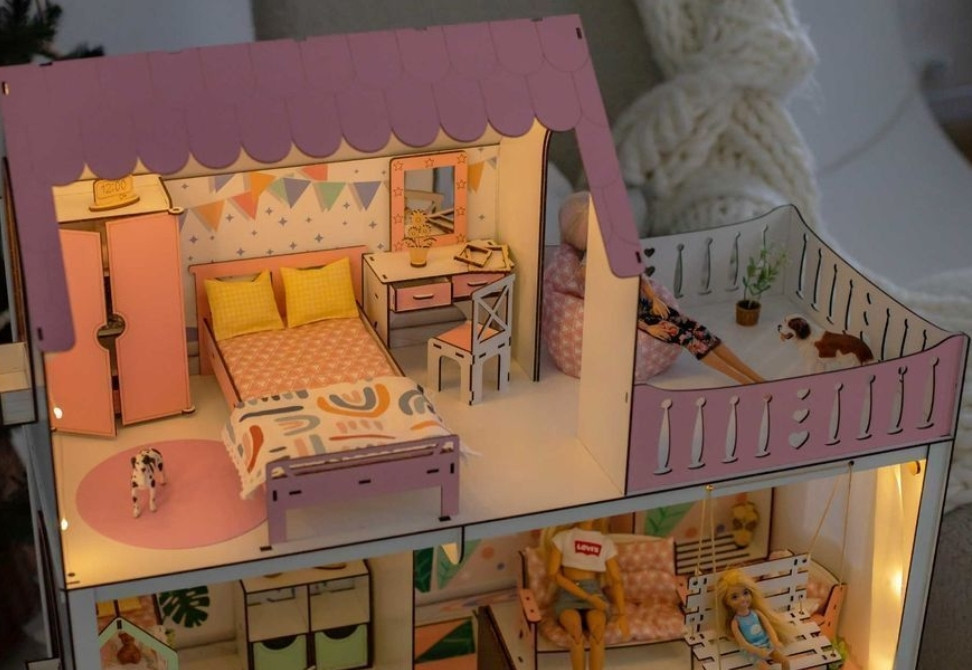 Кукольный дом с освещением Кукольной Домик + подарок мебель Барбы. Киев - изображение 5