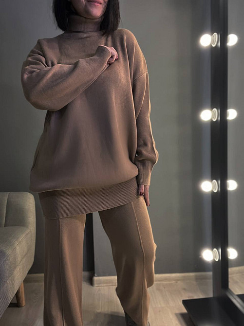 Костюм женский My fashion 202401-101 брюки со стрелкой шнурок и удлиненный свитер оверсайз one size, карамель, one size Киев - изображение 11