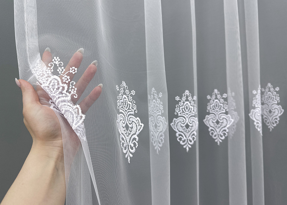 Тюль VR-Textil 1571т Фатин с вышивкой и люрексом Холодный белый 300х270 см (42-0531) Киев - изображение 4