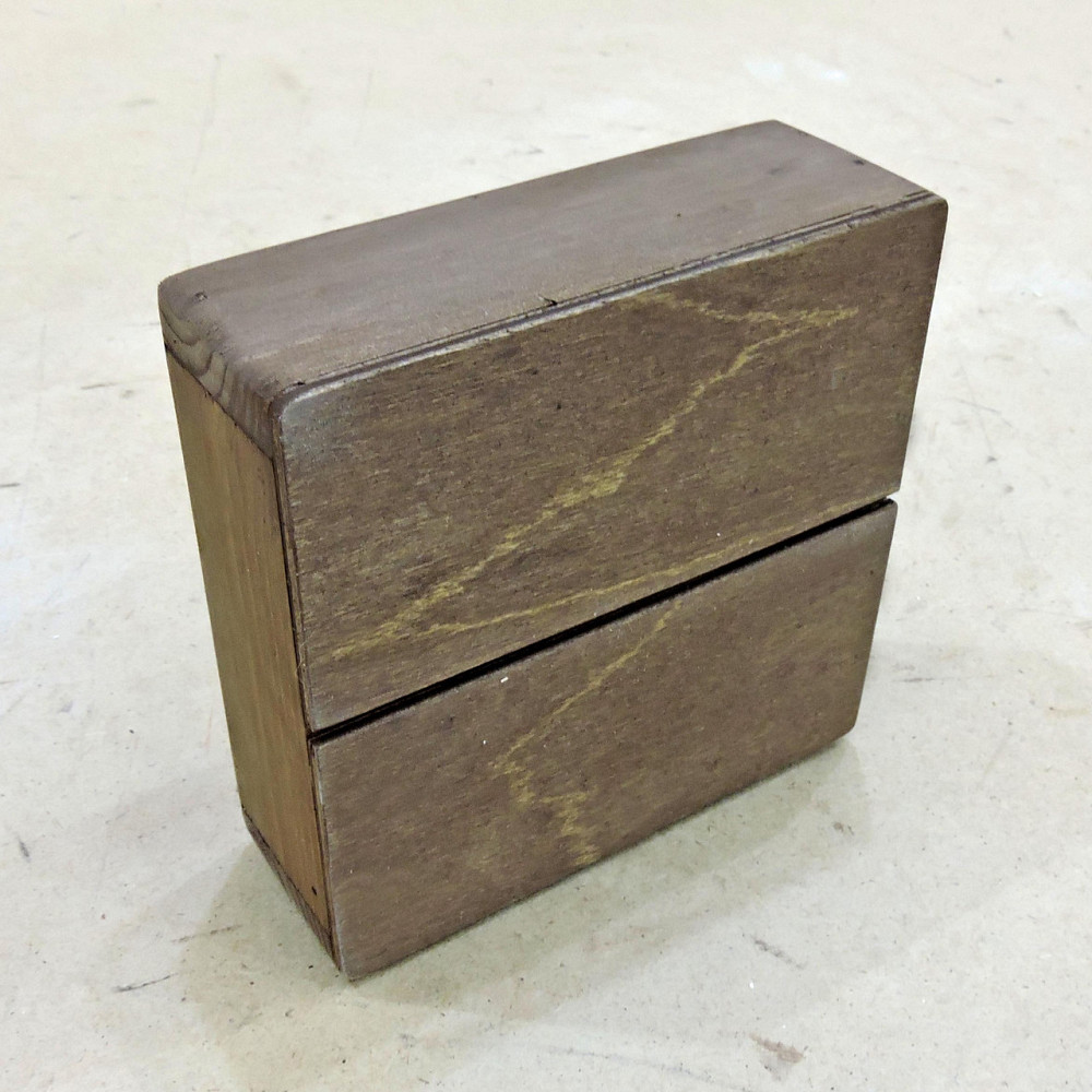 Держатель для туалетной бумаги 