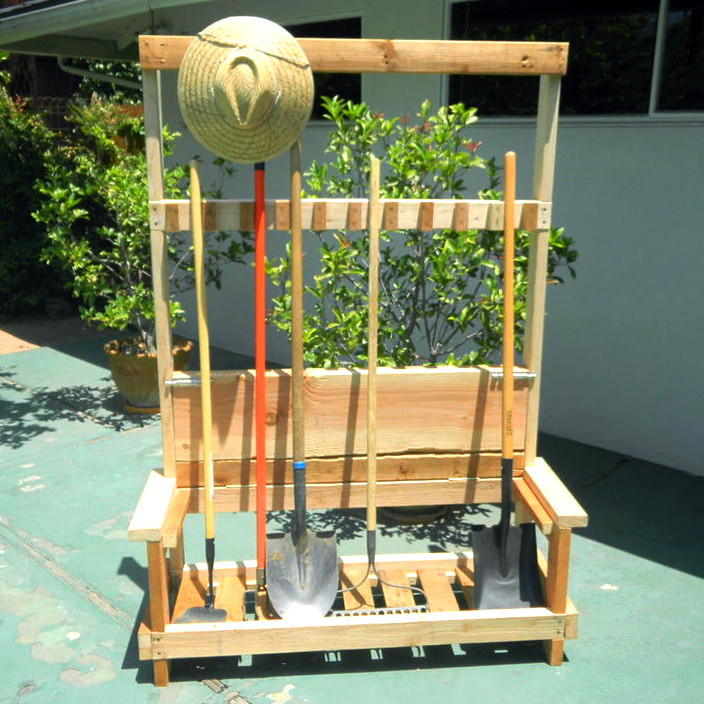 Органайзер для садового инвентаря 