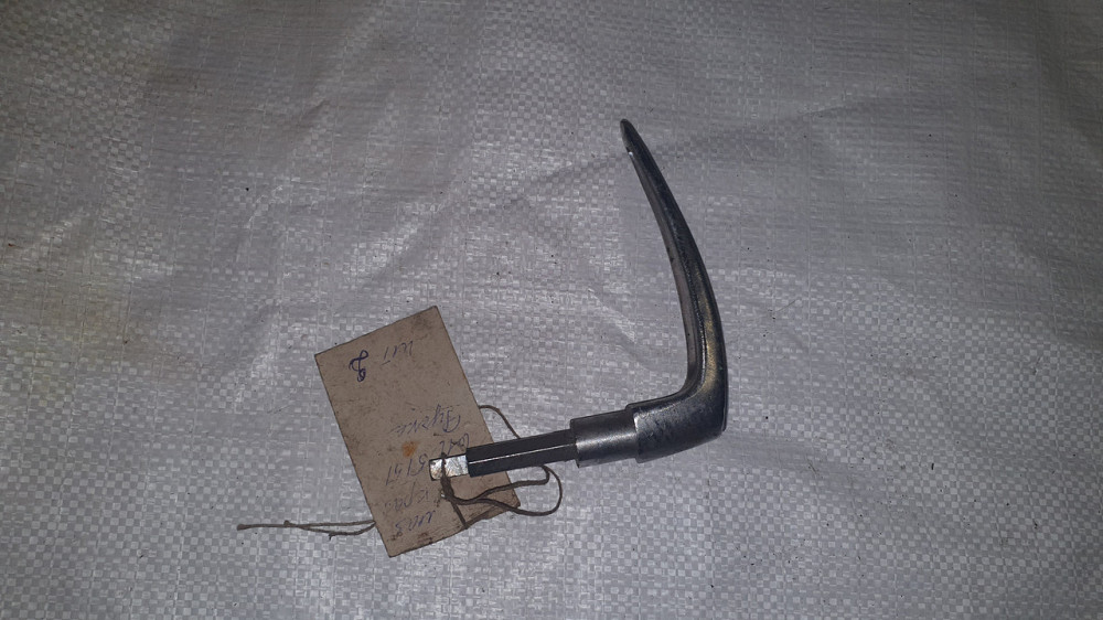 Ручка двери наружная (под шестигранник) МАЗ, КрАЗ. Харьков - изображение 1