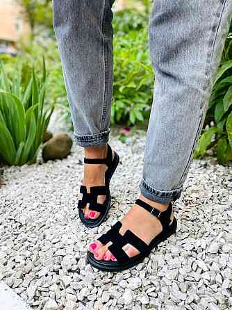 Mermaid Босоніжки жіночі чорні Mermaid 514 літні з натуральної замші / Зручне замшеве взуття на Коломыя