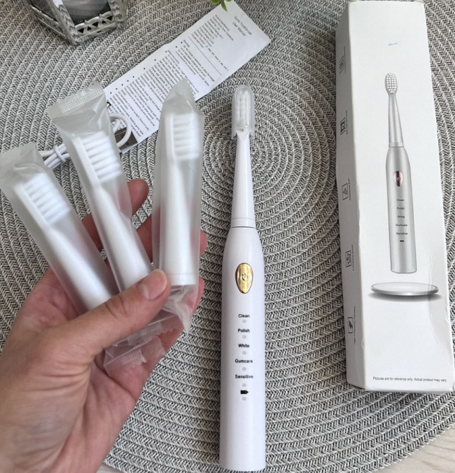 Электрическая зубная щетка. Киев - изображение 1