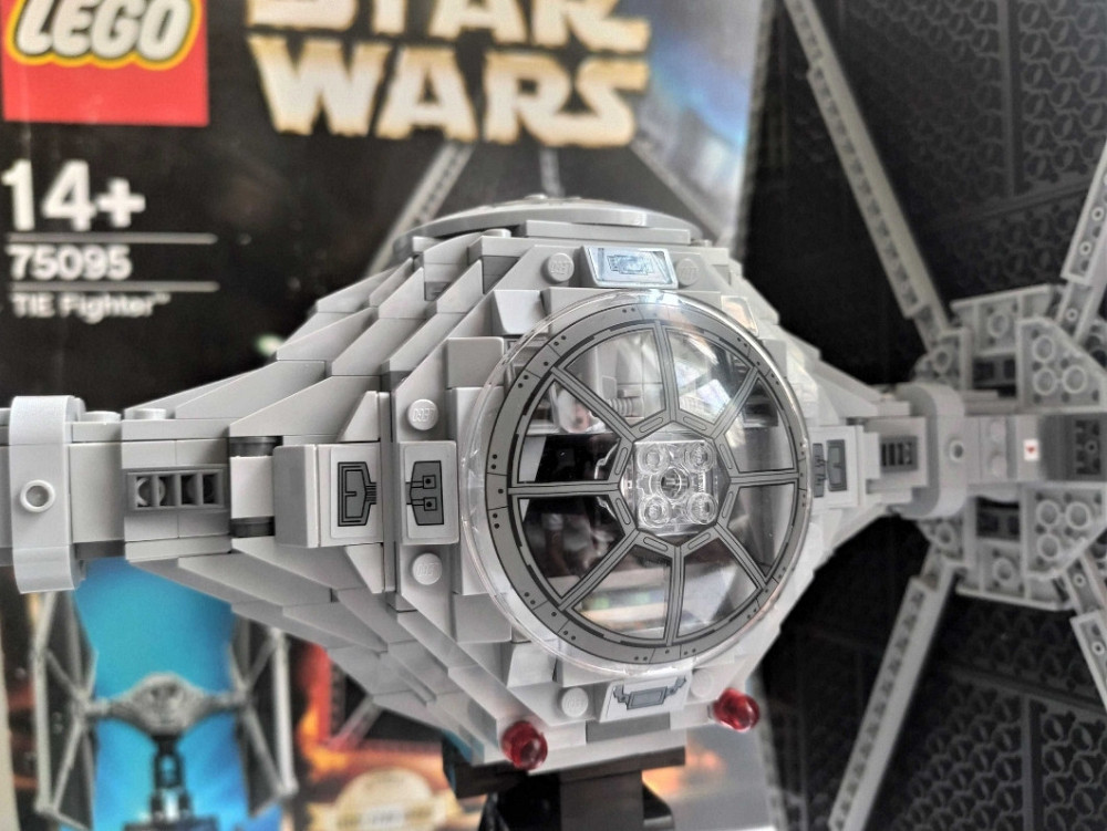 Коллекционера Lego Star Wars UCS 75095 TIE Fighter Ultimate Collector's. Киев - изображение 1