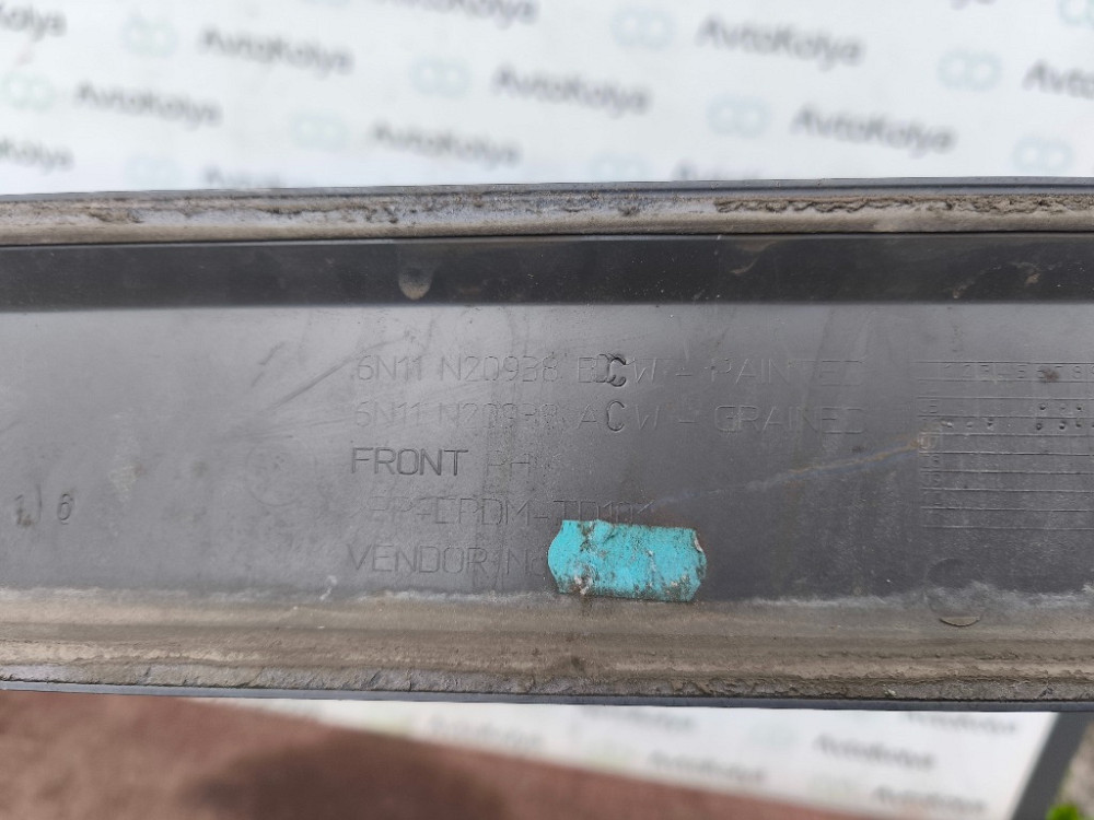 Накладка передніх дверей права Ford Fusion 2006-2012 (6N11-N20938-BCW) Ковель - фото 2