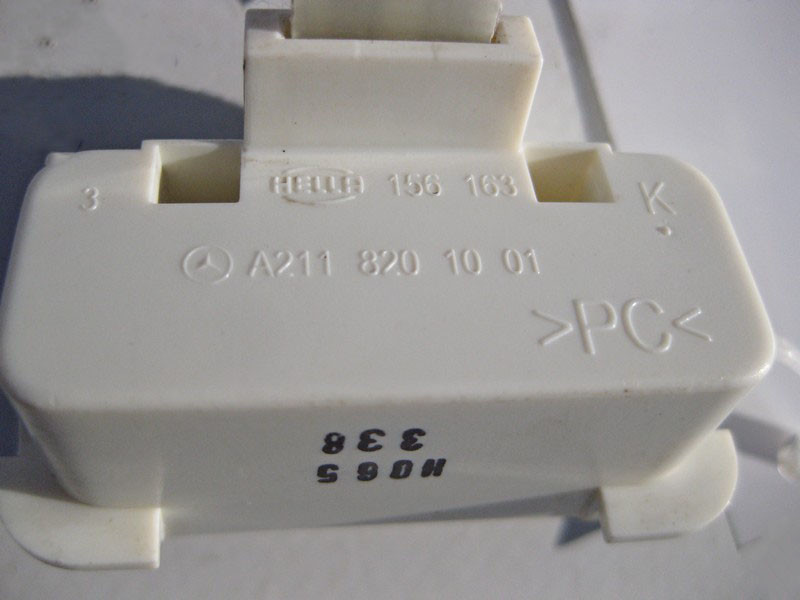 Mercedes-Benz  A2118201001 Плафон дверної картки E-Class W211 Одесса - изображение 3