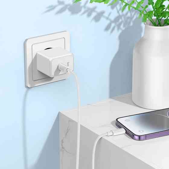 Зарядное устройство HOCO CS13A Ocean 20W, белое Киев